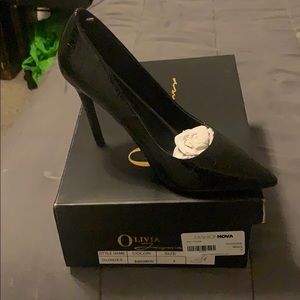 Fashion Nova Black Pumps NWT size 7